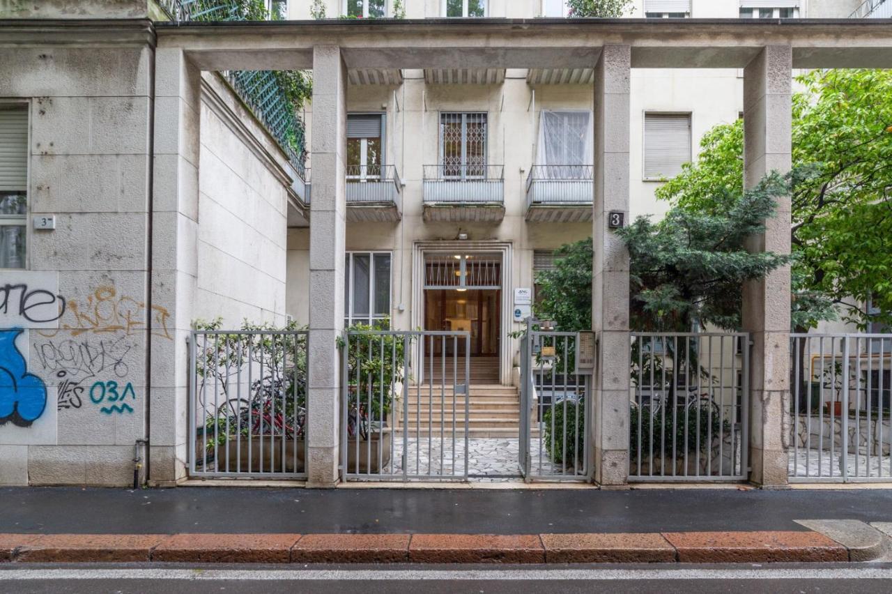 Sant'Ambrogio Bright Apartment With Terrace Milano Esterno foto